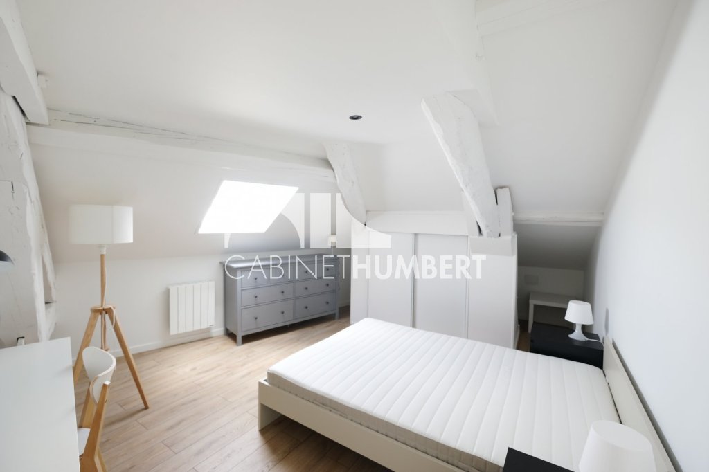 APPARTEMENT T2 A LOUER - ST ETIENNE BELLEVUE - 64.72 m2 - 540 &euro; charges comprises par mois