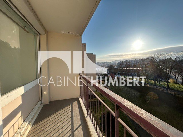 APPARTEMENT T2 A LOUER - ST ETIENNE BELLEVUE - 52.92 m2 - 600 &euro; charges comprises par mois