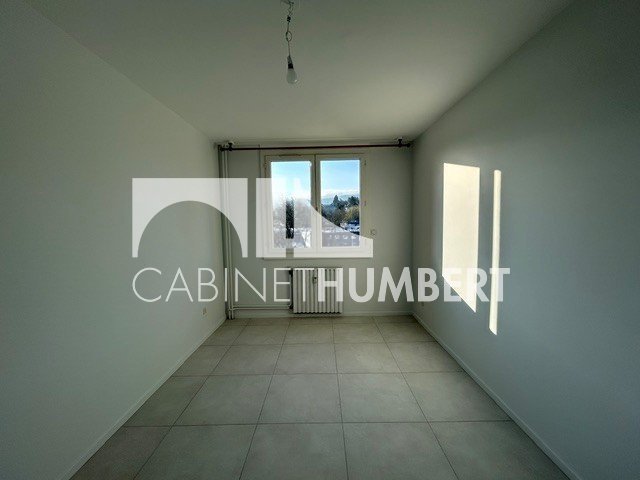 APPARTEMENT T2 A LOUER - ST ETIENNE BELLEVUE - 52.92 m2 - 600 &euro; charges comprises par mois