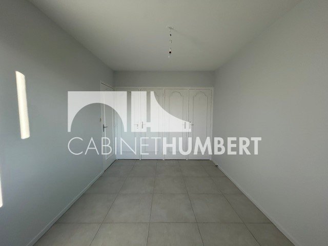 APPARTEMENT T2 A LOUER - ST ETIENNE BELLEVUE - 52.92 m2 - 600 &euro; charges comprises par mois