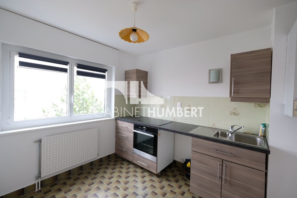 APPARTEMENT T2 A LOUER - ST ETIENNE BERGSON - 49.05 m2 - 520�&euro; charges comprises par mois