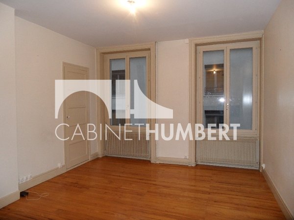 APPARTEMENT T2 A LOUER - ST ETIENNE CENTRE VILLE - 50.3 m2 - 420�&euro; charges comprises par mois