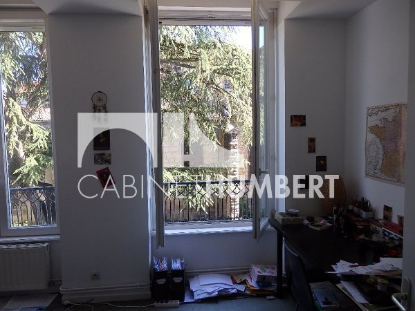 APPARTEMENT T2 A LOUER - ST ETIENNE CENTRE VILLE - 42.32 m2 - 380 &euro; charges comprises par mois