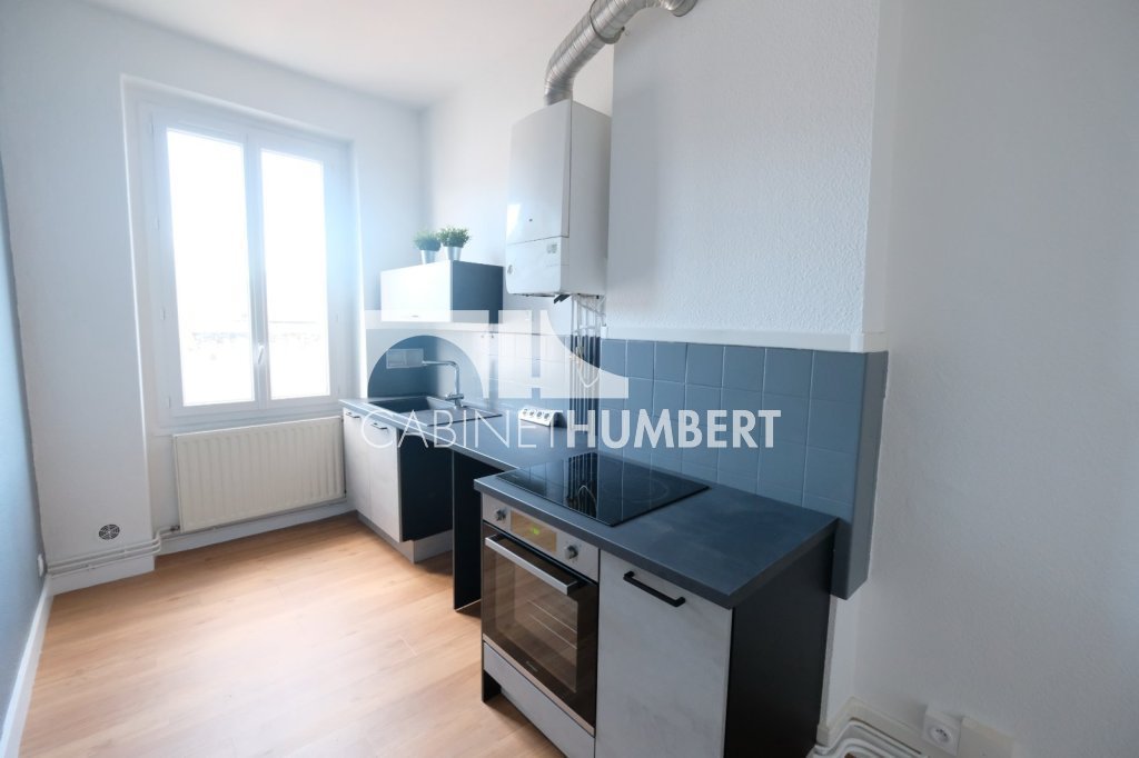 APPARTEMENT T2 A LOUER - ST ETIENNE CENTRE VILLE - 50.26 m2 - 495 € charges comprises par mois