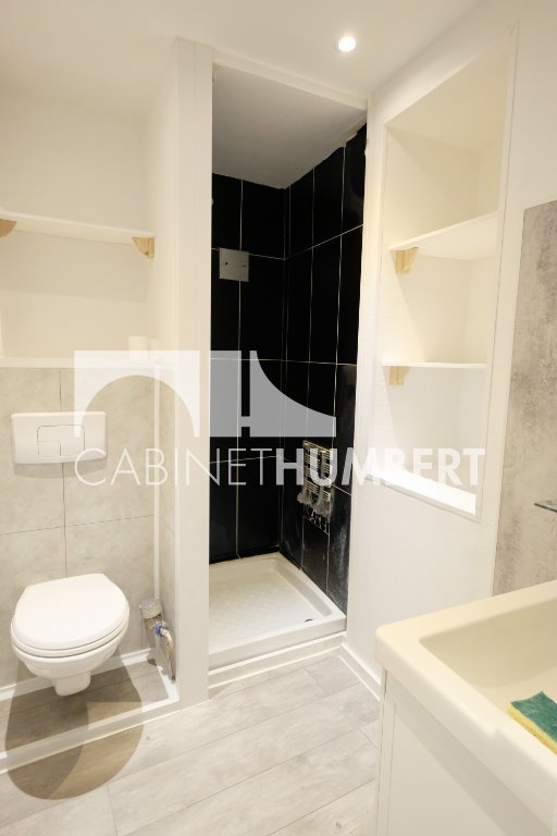 APPARTEMENT T2 A LOUER - ST ETIENNE CENTRE VILLE - 60 m2 - 520�&euro; charges comprises par mois