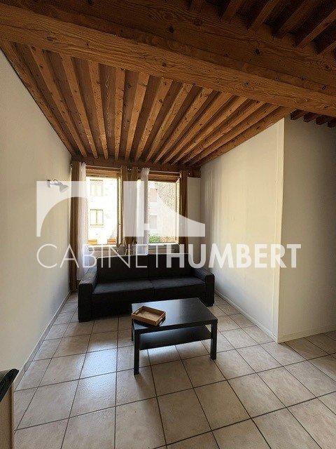 APPARTEMENT T2 A LOUER - ST ETIENNE CENTRE VILLE - 30.05 m2 - 400 &euro; charges comprises par mois