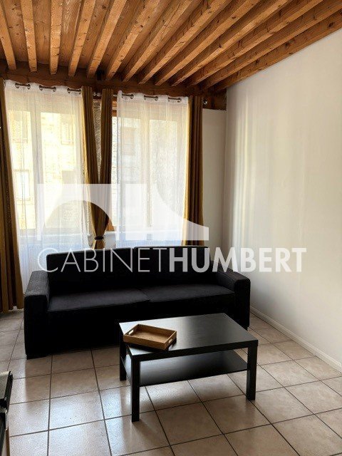 APPARTEMENT T2 A LOUER - ST ETIENNE CENTRE VILLE - 30.05 m2 - 400 &euro; charges comprises par mois