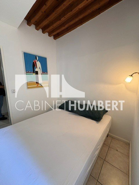 APPARTEMENT T2 A LOUER - ST ETIENNE CENTRE VILLE - 30.05 m2 - 400 &euro; charges comprises par mois