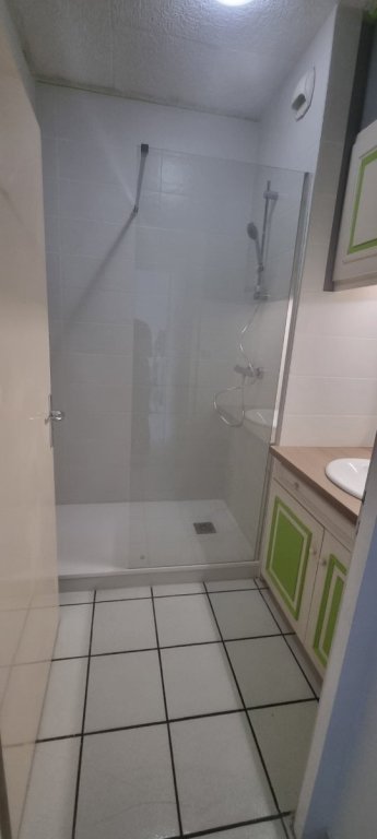 APPARTEMENT T2 A LOUER - ST ETIENNE CENTRE VILLE - 50.35 m2 - 600 &euro; charges comprises par mois