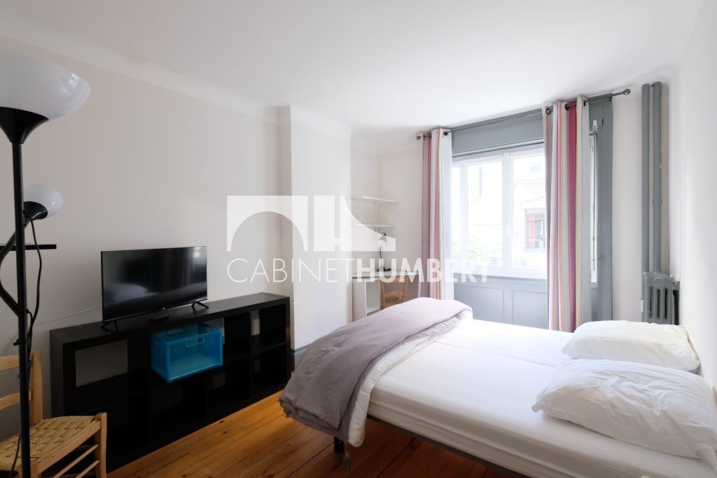 APPARTEMENT T2 A LOUER - ST ETIENNE CENTRE VILLE - 35.27 m2 - 495 &euro; charges comprises par mois