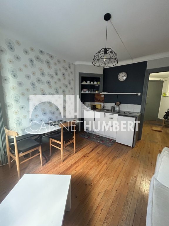 APPARTEMENT T2 A LOUER - ST ETIENNE CENTRE VILLE - 35.27 m2 - 495 &euro; charges comprises par mois