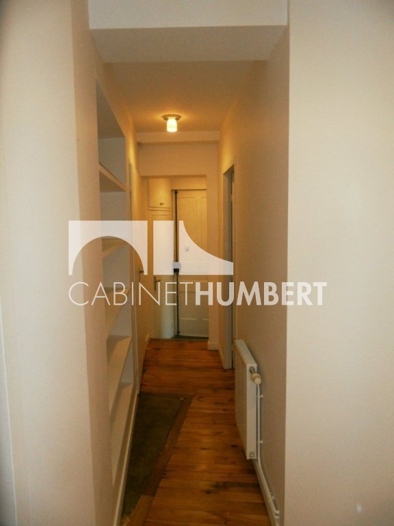 APPARTEMENT T2 A LOUER - ST ETIENNE CENTRE VILLE - 49.84 m2 - 505 &euro; charges comprises par mois