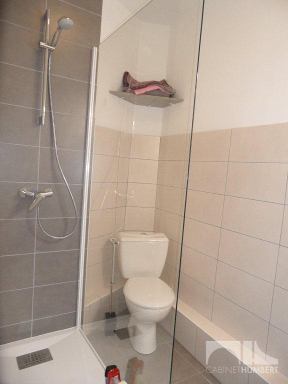 APPARTEMENT T2 A LOUER - ST ETIENNE CENTRE VILLE - 48,28 ...