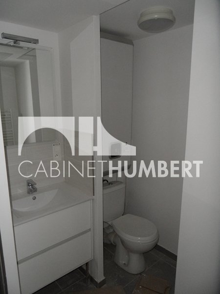 APPARTEMENT T2 A LOUER - ST ETIENNE CENTRE VILLE - 40.39 m2 - 460 &euro; charges comprises par mois