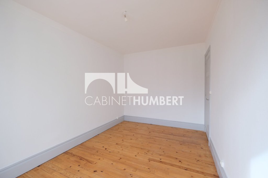 APPARTEMENT T2 A LOUER - ST ETIENNE FACULTE / CENTRE DEUX - 35 m2 - 480 € charges comprises par mois
