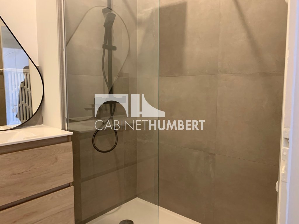 APPARTEMENT T2 A LOUER - ST ETIENNE FACULTE / CENTRE DEUX - 34 m2 - 485 &euro; charges comprises par mois