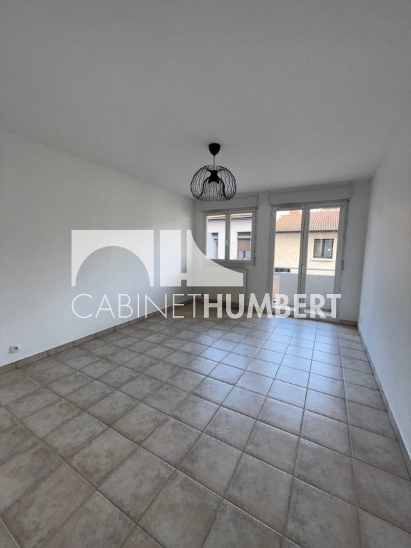 APPARTEMENT T2 A LOUER - ST ETIENNE FACULTE / CENTRE DEUX - 47.26 m2 - 660�&euro; charges comprises par mois