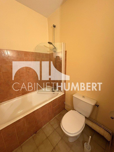APPARTEMENT T2 A LOUER - ST ETIENNE FAURIEL - 43 m2 - 515 &euro; charges comprises par mois