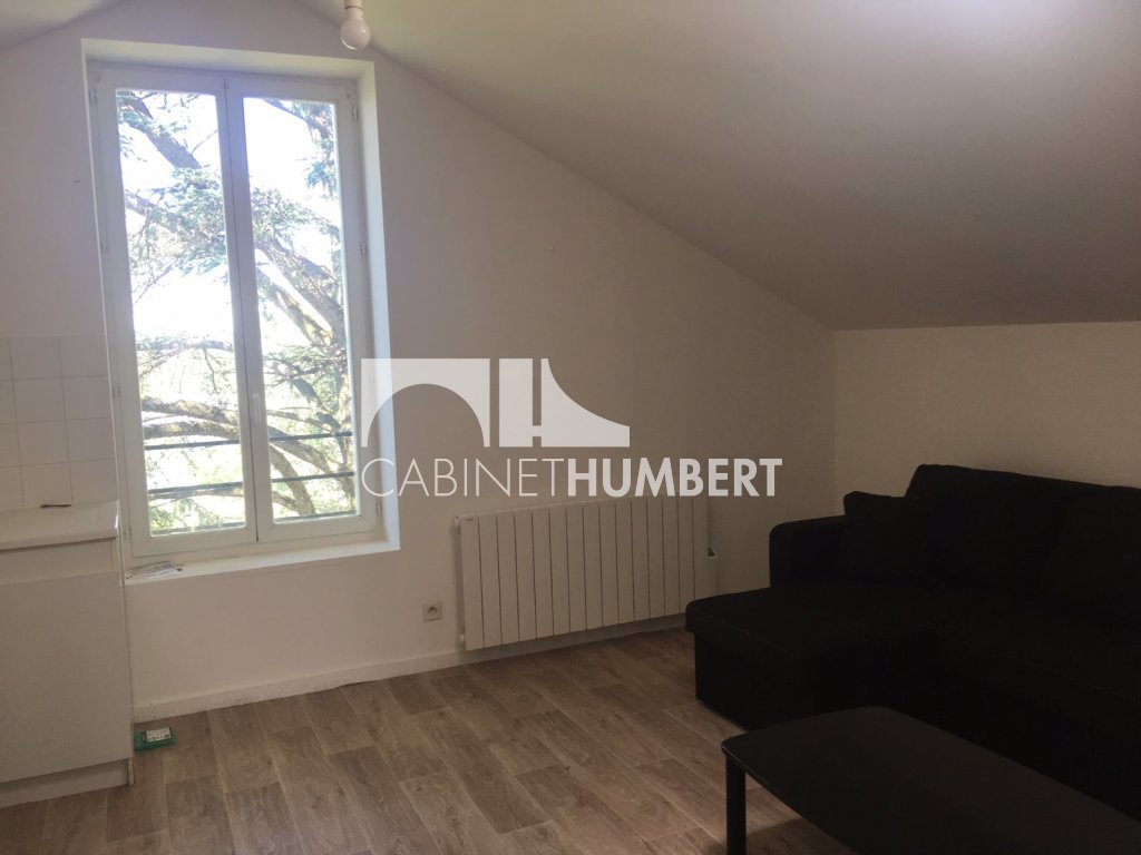 APPARTEMENT T2 A LOUER - ST ETIENNE FAURIEL - 33.38 m2 - 470�&euro; charges comprises par mois