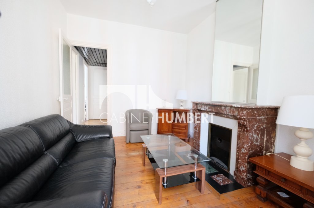 APPARTEMENT T2 A LOUER - ST ETIENNE FAURIEL - 50 m2 - 470�&euro; charges comprises par mois