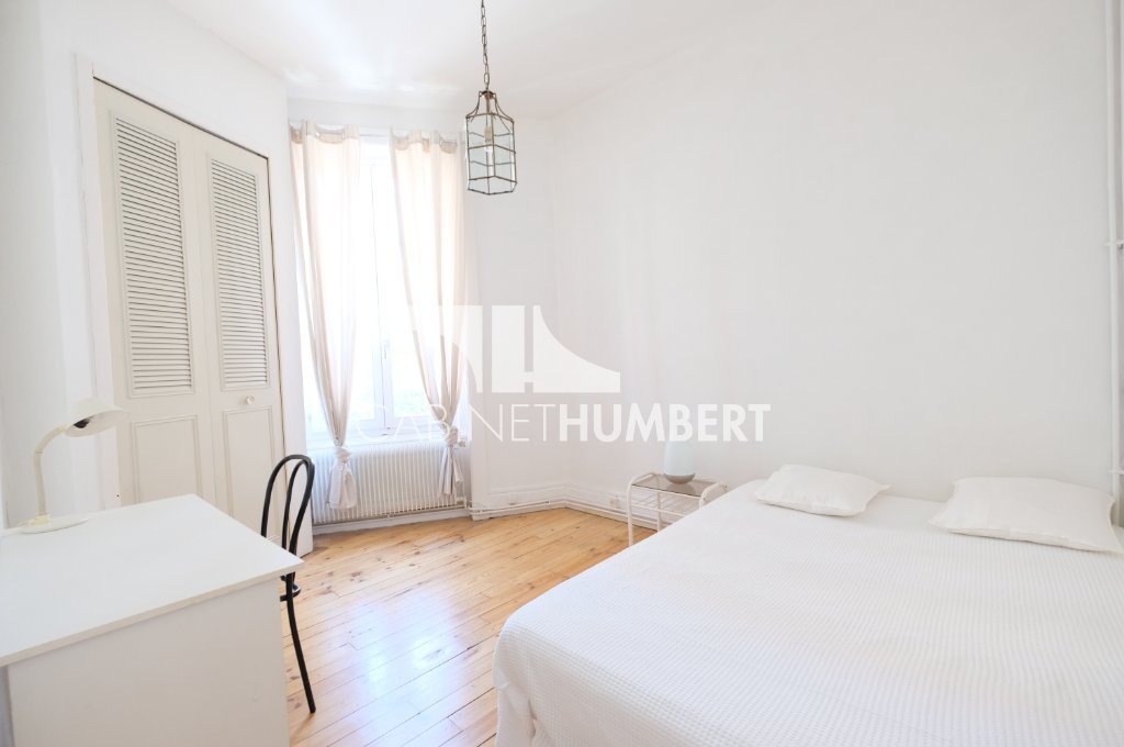 APPARTEMENT T2 A LOUER - ST ETIENNE FAURIEL - 50 m2 - 470�&euro; charges comprises par mois