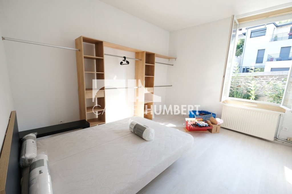 APPARTEMENT T2 A LOUER - ST ETIENNE FAURIEL - 49.65 m2 - 540�&euro; charges comprises par mois