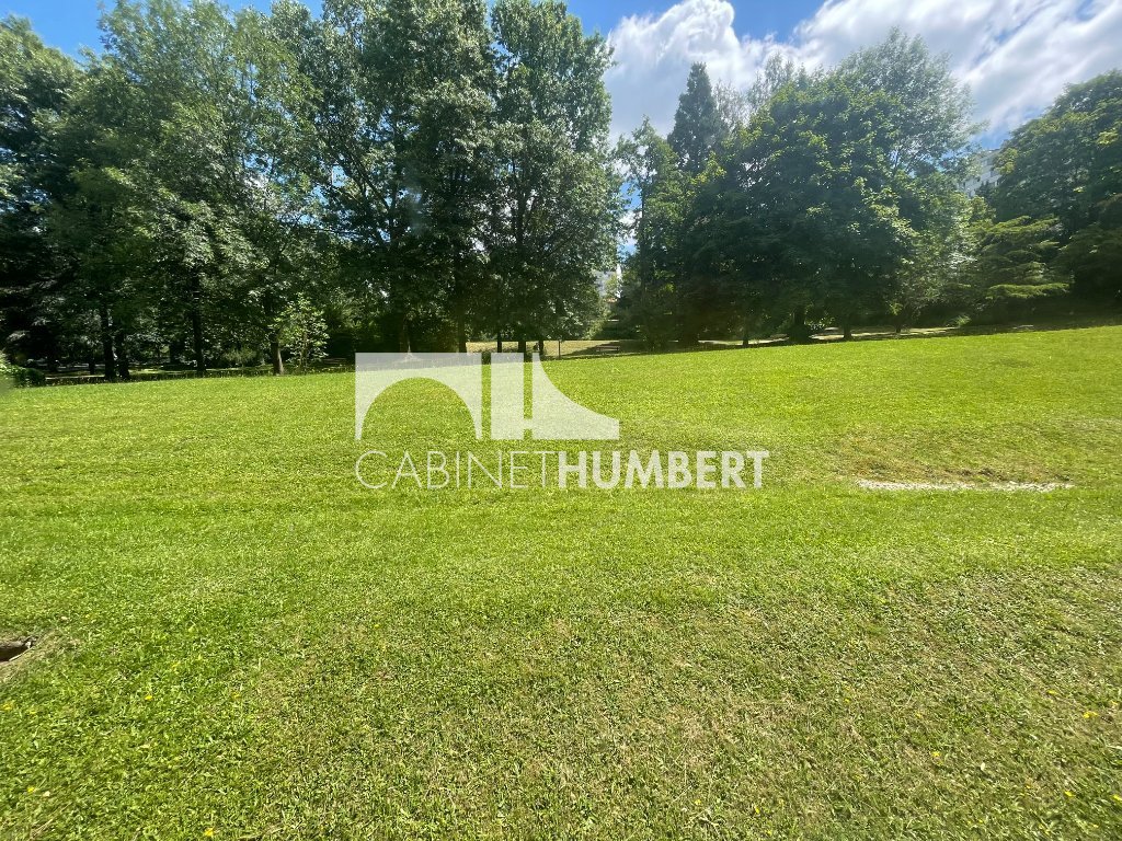 APPARTEMENT T2 A LOUER - ST ETIENNE FAURIEL - 55 m2 - 555 &euro; charges comprises par mois