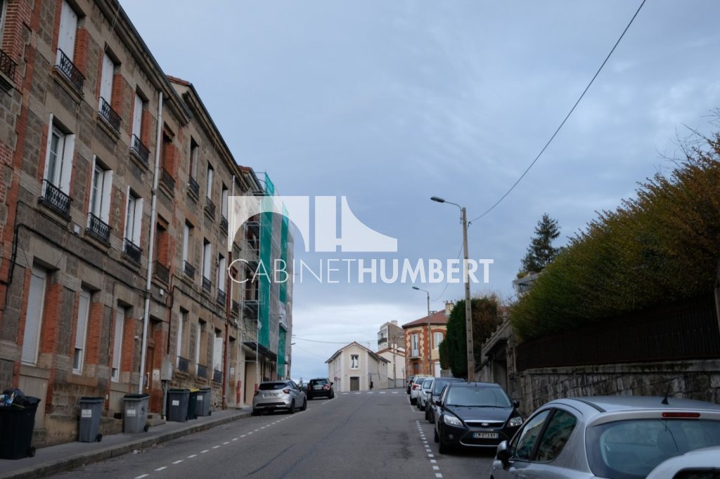APPARTEMENT T2 A LOUER - ST ETIENNE FAURIEL - 55.98 m2 - 415�&euro; charges comprises par mois