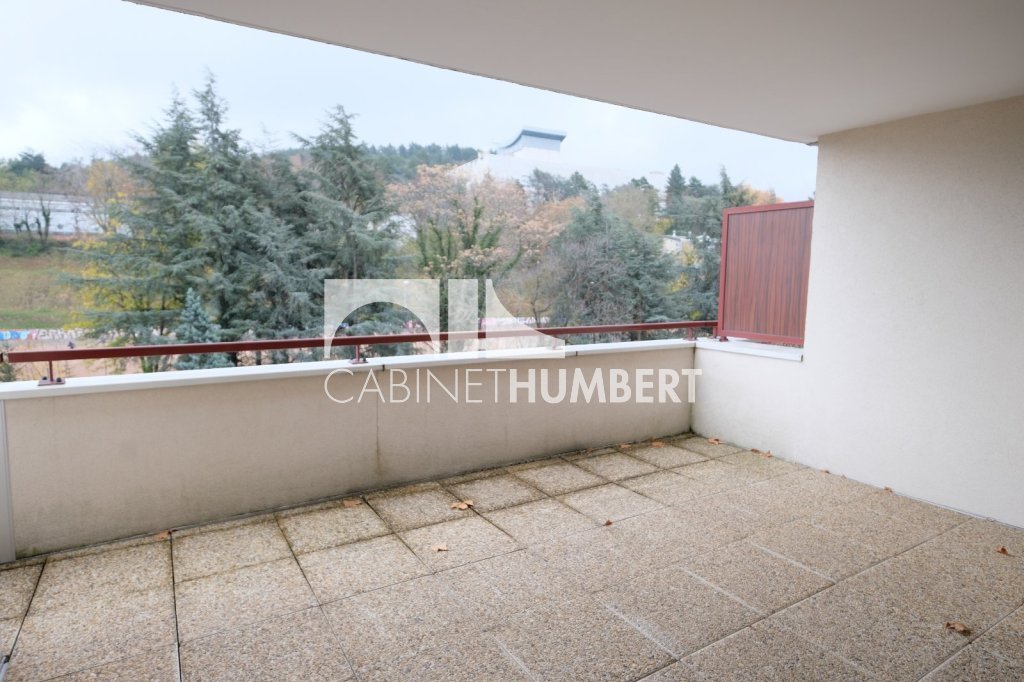 APPARTEMENT T2 A LOUER - ST ETIENNE FAURIEL - 59.78 m2 - 650�&euro; charges comprises par mois