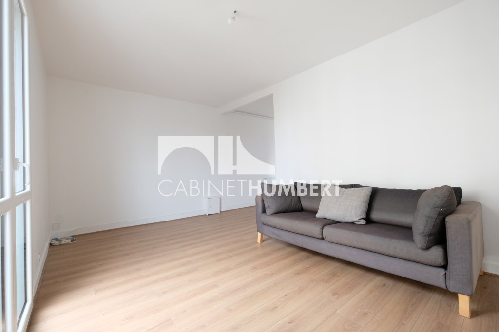 APPARTEMENT T2 A LOUER - ST ETIENNE FAURIEL - 47.2 m2 - 545€ charges comprises par mois