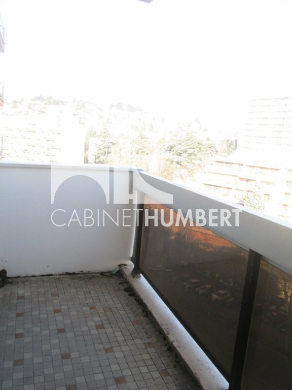APPARTEMENT T2 A LOUER - ST ETIENNE FAURIEL - 42.96 m2 - 515 &euro; charges comprises par mois