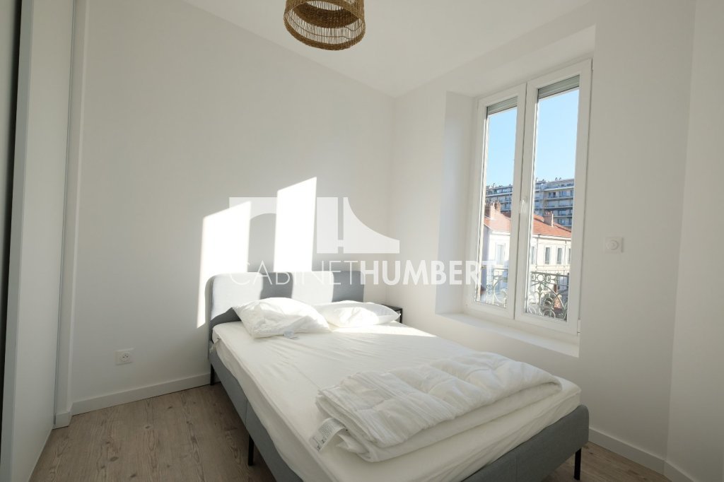 APPARTEMENT T2 A LOUER - ST ETIENNE FAURIEL - 32.16 m2 - 475 &euro; charges comprises par mois