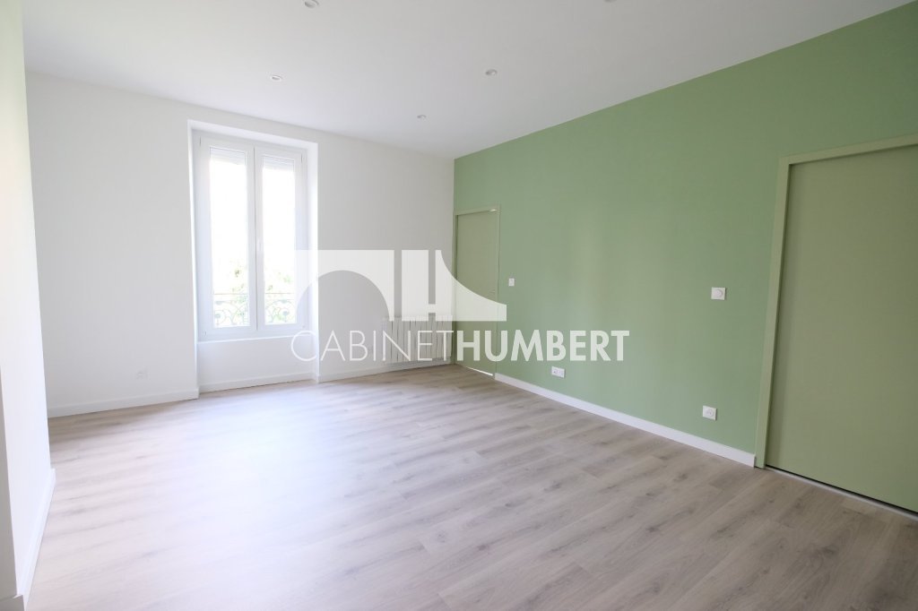 APPARTEMENT T2 A LOUER - ST ETIENNE FAURIEL - 36.48 m2 - 460�&euro; charges comprises par mois