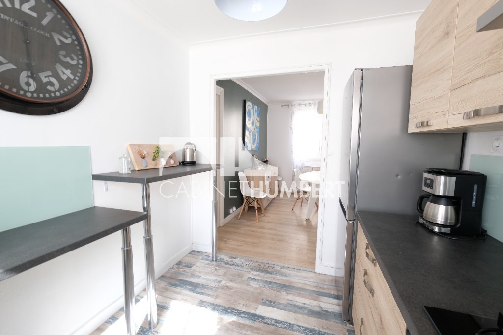 T2 MEUBLE A LOUER - ST ETIENNE FAURIEL - 45.39 m2 - 570�&euro; charges comprises par mois