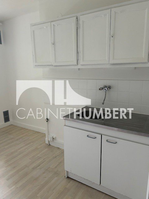 APPARTEMENT T2 A LOUER - ST ETIENNE FAURIEL - 46.94 m2 - 560 &euro; charges comprises par mois