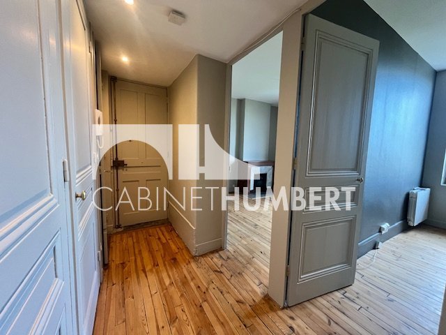 APPARTEMENT T2 A LOUER - ST ETIENNE FAURIEL - 52.01 m2 - 510�&euro; charges comprises par mois