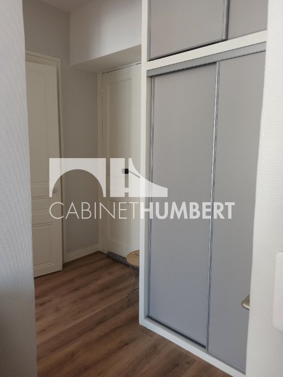 APPARTEMENT T2 A LOUER - ST ETIENNE HYPER CENTRE - 41.82 m2 - 450 &euro; charges comprises par mois