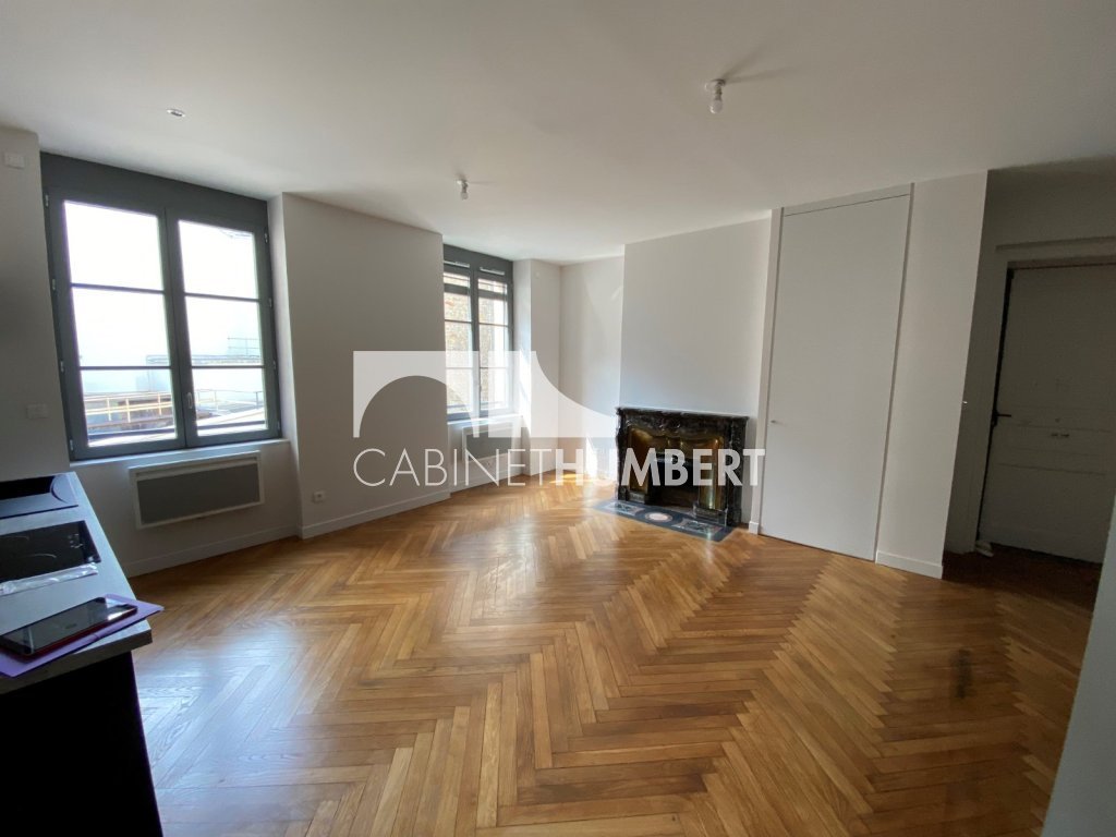 APPARTEMENT T2 A LOUER - ST ETIENNE HYPER CENTRE - 47.34 m2 - 500 &euro; charges comprises par mois