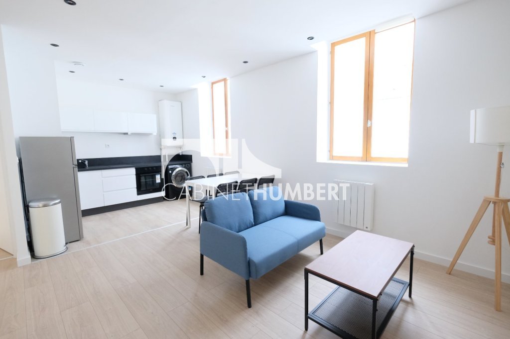APPARTEMENT T2 A LOUER - ST ETIENNE MONTPLAISIR - 40.6 m2 - 460€ charges comprises par mois