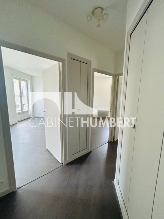 APPARTEMENT T2 A LOUER - ST ETIENNE PLACE GRENETTE - 50.72 m2 - 490 &euro; charges comprises par mois
