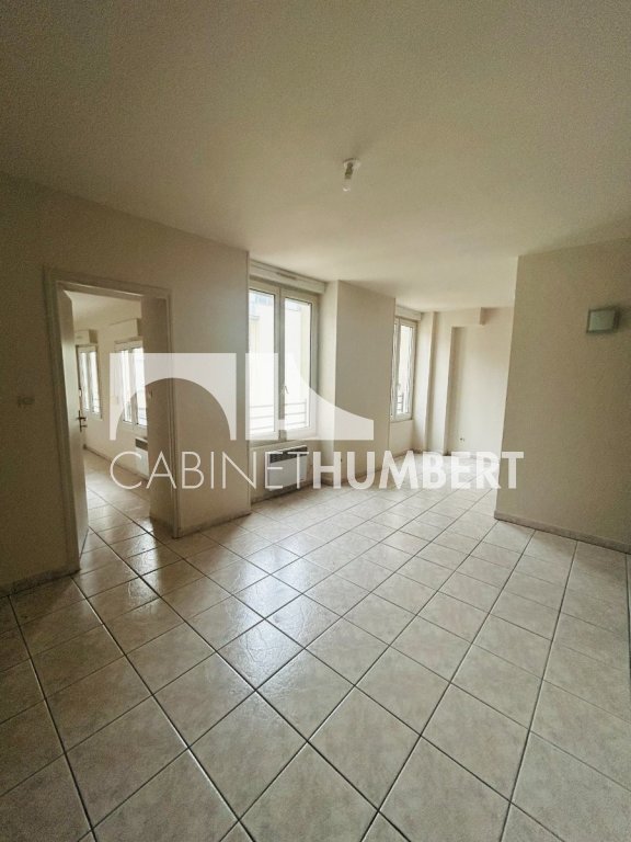 APPARTEMENT T2 A LOUER - ST ETIENNE PREFECTURE - 40.32 m2 - 395�&euro; charges comprises par mois