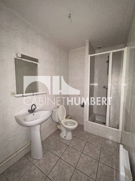 APPARTEMENT T2 A LOUER - ST ETIENNE PREFECTURE - 40.32 m2 - 395�&euro; charges comprises par mois