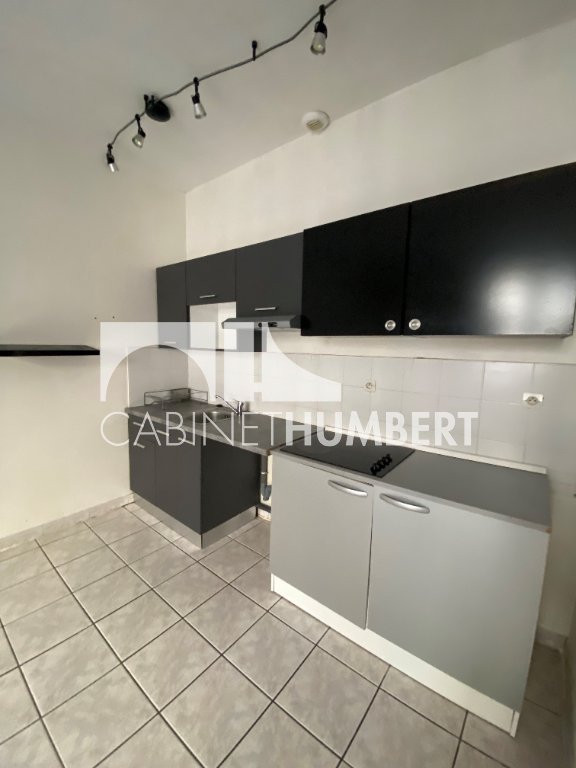 APPARTEMENT T2 A LOUER - ST ETIENNE PREFECTURE - 43.55 m2 - 420€ charges comprises par mois
