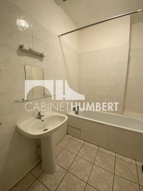 APPARTEMENT T2 A LOUER - ST ETIENNE PREFECTURE - 43.55 m2 - 420€ charges comprises par mois