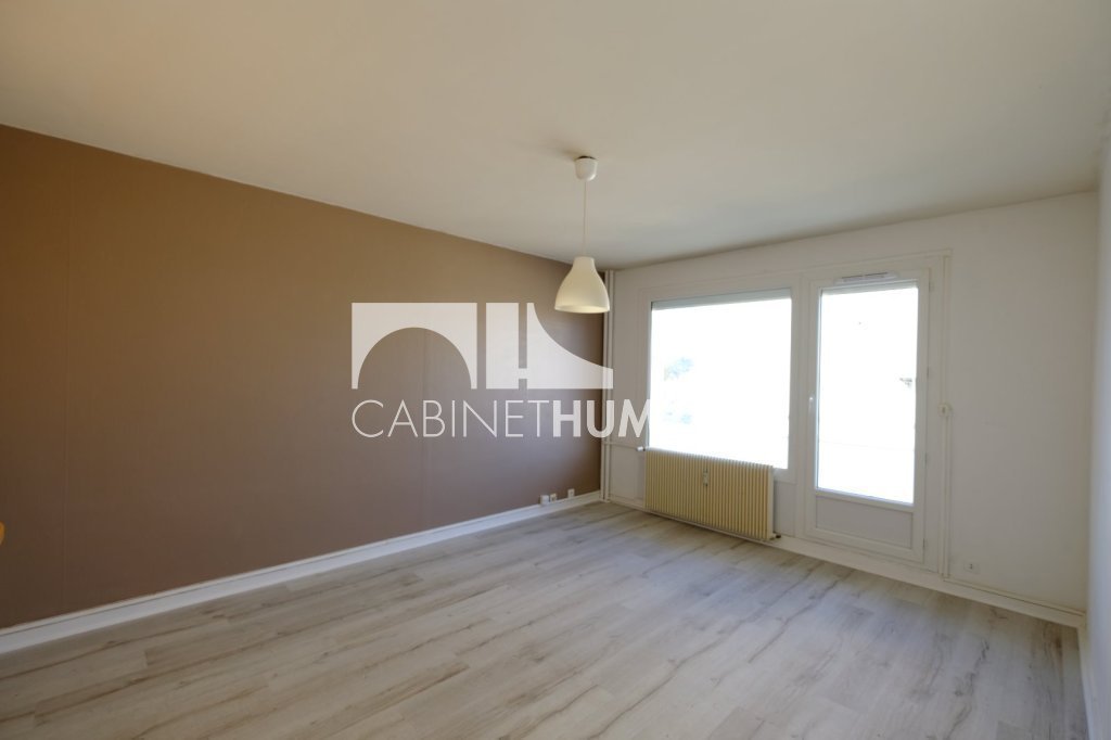 APPARTEMENT T2 A LOUER - ST ETIENNE VIVARAIZE - 49.25 m2 - 490 &euro; charges comprises par mois