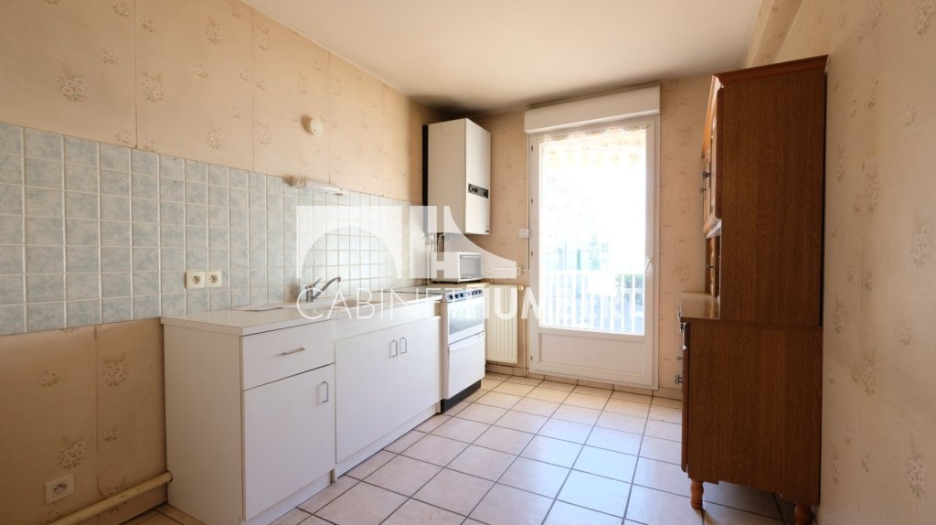 APPARTEMENT T2 A VENDRE - FIRMINY - 62.59 m2 - 99 000 €