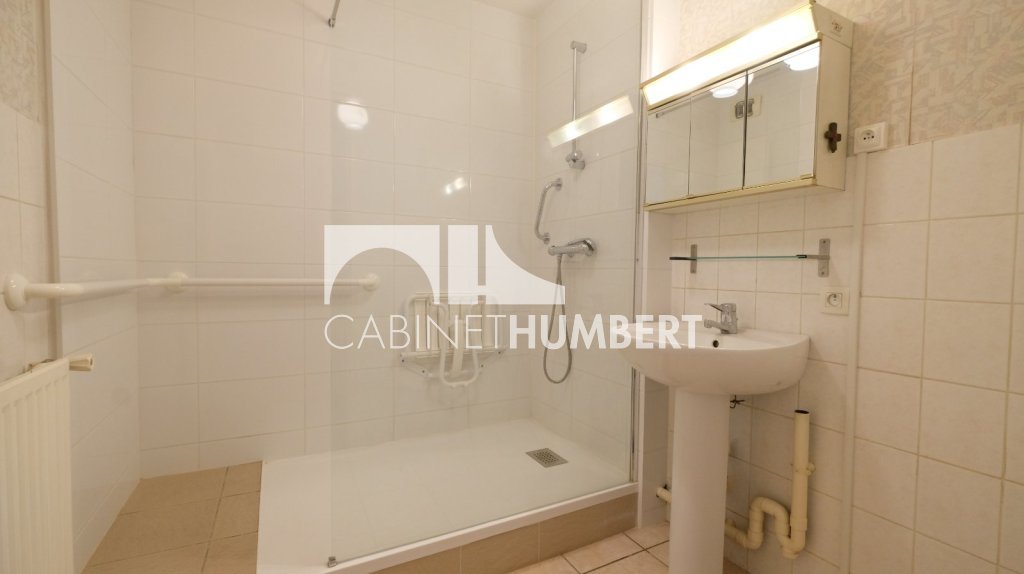 APPARTEMENT T2 A VENDRE - FIRMINY - 62.59 m2 - 99 000 €