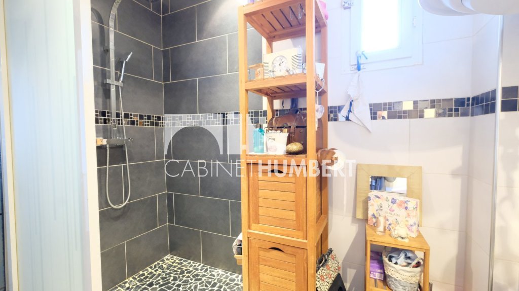 APPARTEMENT T2 A VENDRE - ST CHAMOND - 55.78 m2 - 78000€