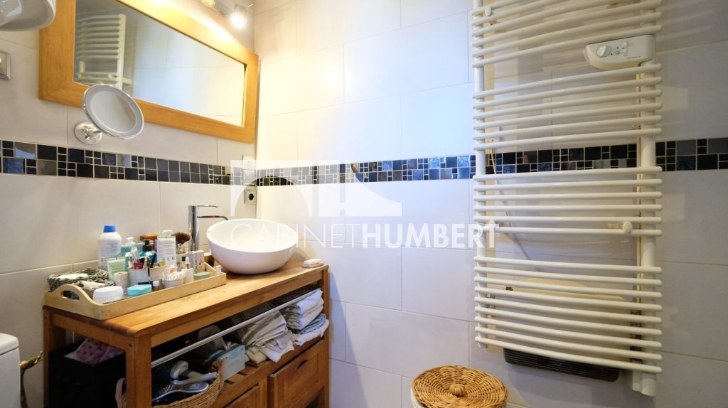 APPARTEMENT T2 A VENDRE - ST CHAMOND - 55.78 m2 - 78000€