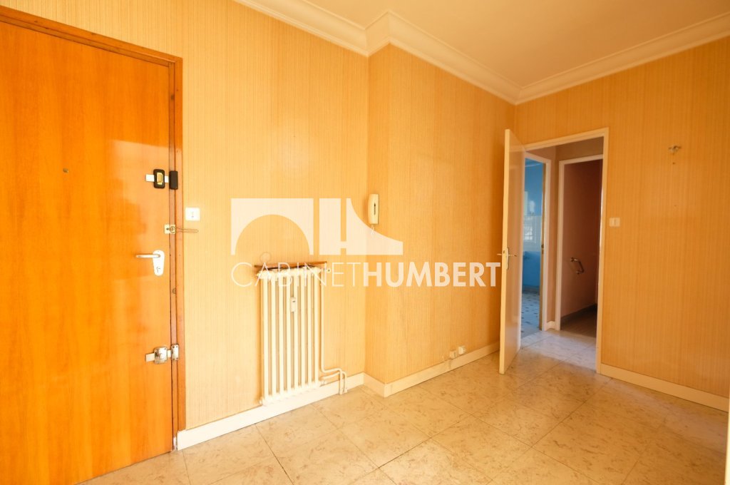 APPARTEMENT T2 A VENDRE - ST ETIENNE CENTRE VILLE - 57.01 m2 - 59000€